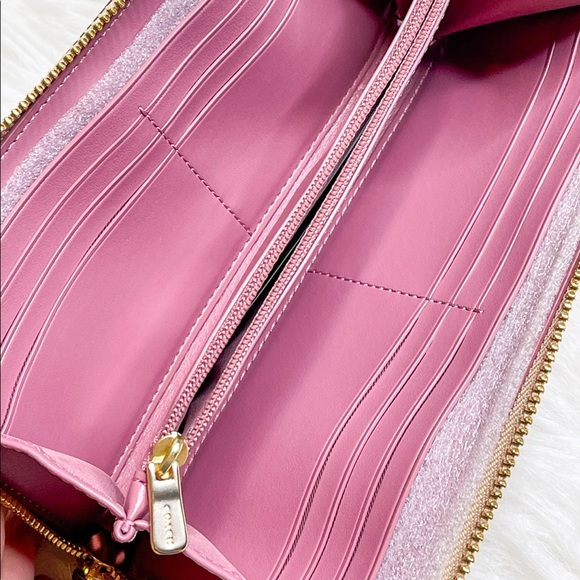 Coach - Floral Print Wallet - Picture 2 of 3